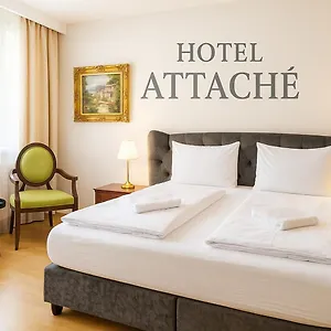 Attache L Contactless Check-in Vídeň