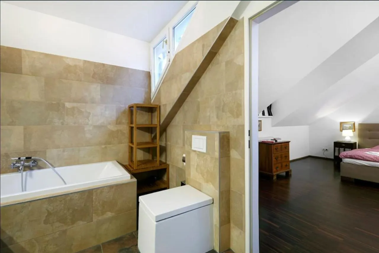 Vienna Penthouse 1 Lejlighed 0*,